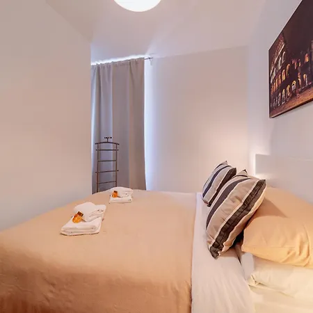 Apartment Tiberina Rooftop Trastevere Rome